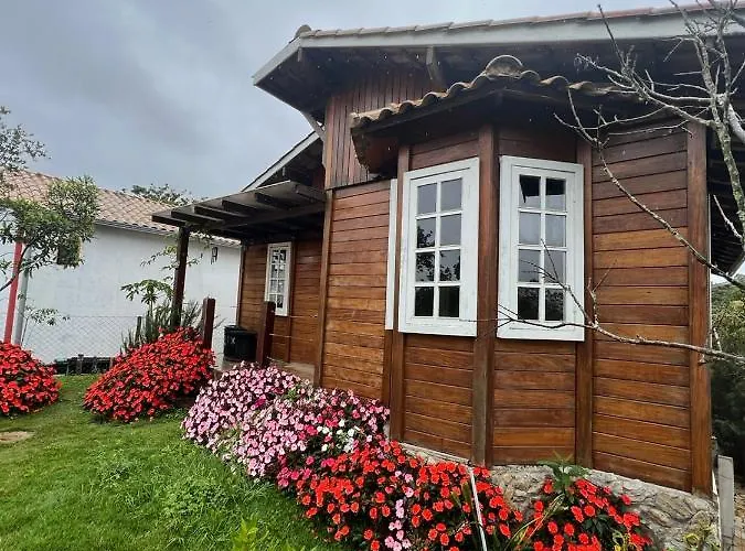 Casa De Madeira Em Lavras Novas
