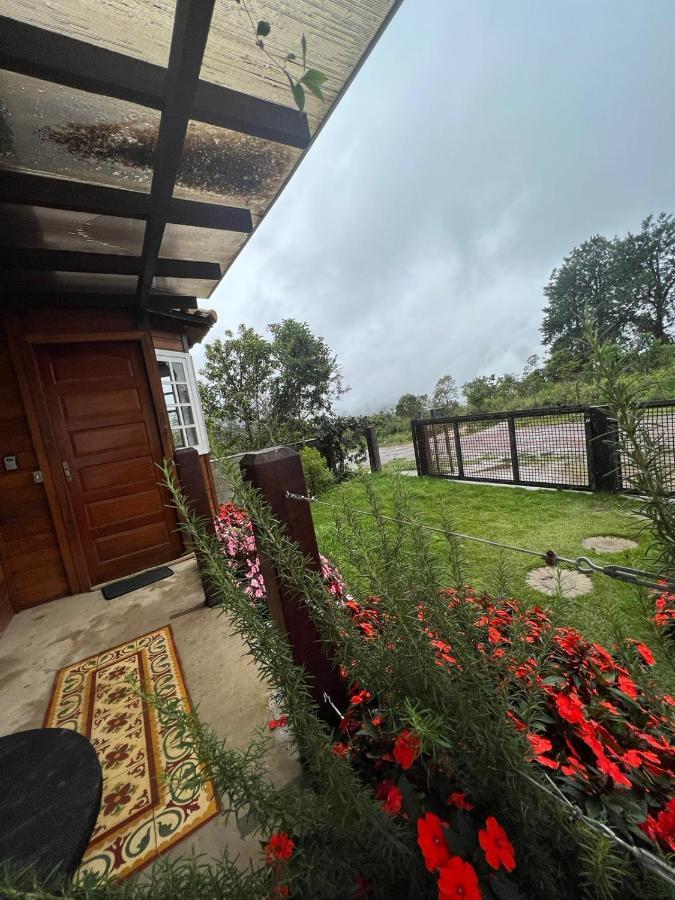 Chalet Casa De Madeira Em Lavras Novas